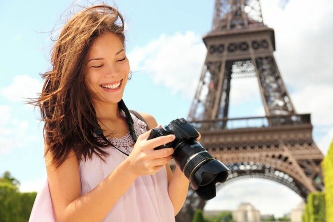 Eiffel Tower Access to 2nd Floor & Summit with Host by Lift - Best Fit for Families, Couples, and First Timers