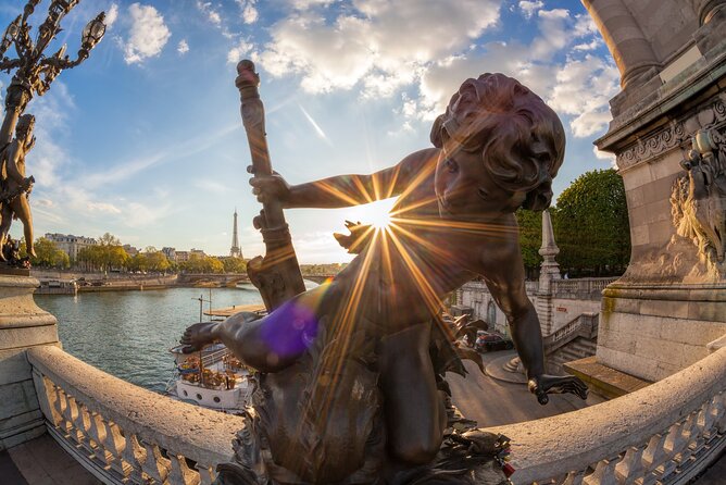 Eiffel Tower Access to 2nd Floor with Summit Option, Seine Cruise - Seine cruise by Bateaux Parisiens: how to board and what to expect