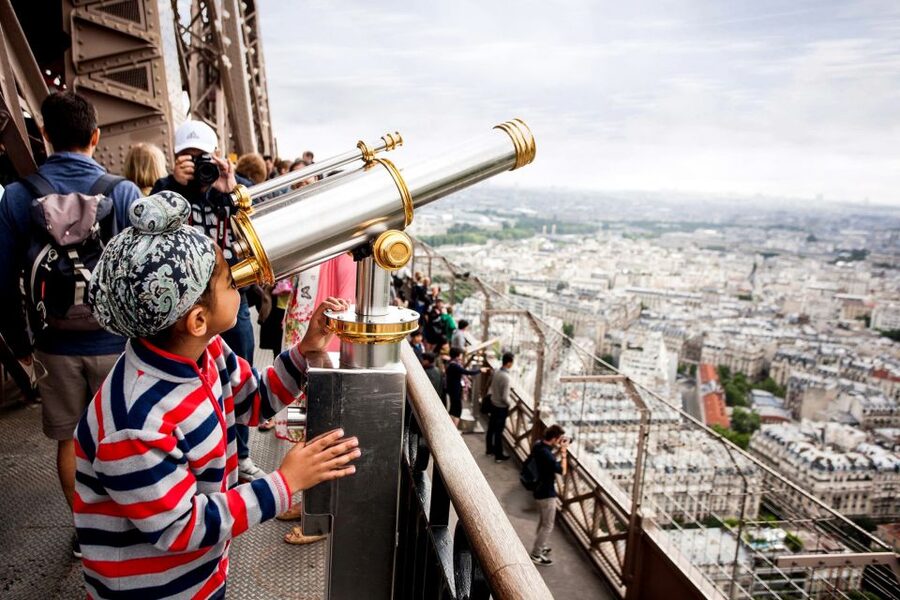 Eiffel Tower Dedicated Reserved Access Summit or 2nd Floor - Should you book the 2nd floor or summit reserved-access tour?