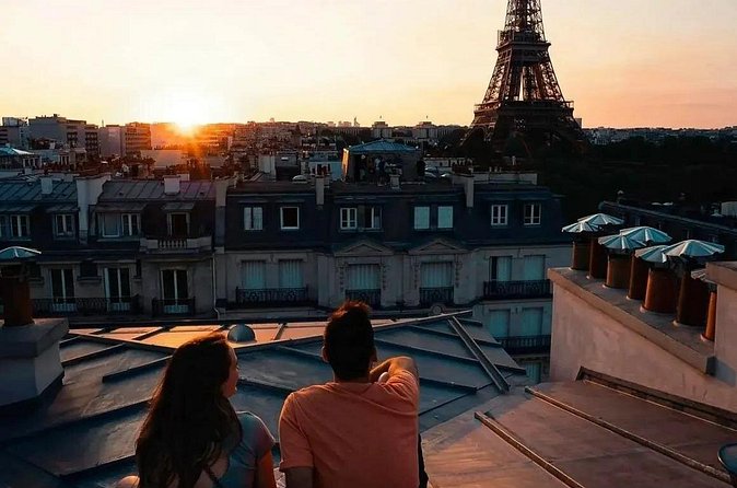 Eiffel Tower Dedicated Reserved Access Top or 2nd floor by lift - Group Size, Pace, and Who This Tour Fits Best