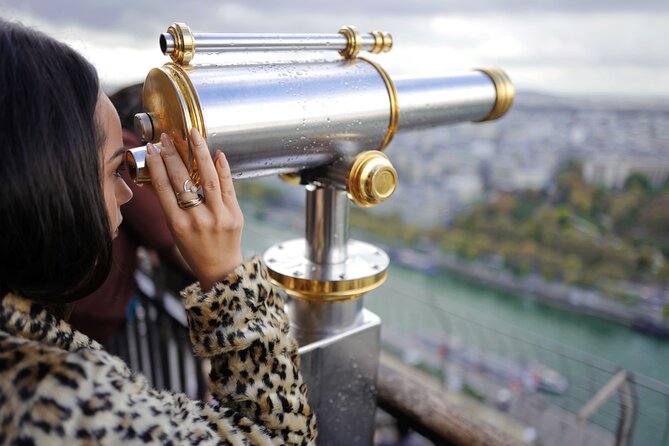 Eiffel Tower Second or Summit Floor Access by Elevator with Views - How the hour-and-a-half window typically plays out