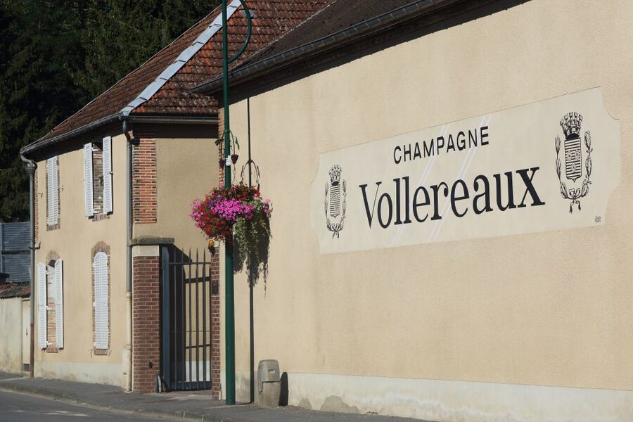 Epernay: Guided Tour of Champagne Cellar with Tastings - Key highlights