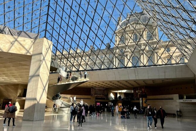 Exclusive Semi-Private Louvre Tour with Mona Lisa, Max 6 People - Stop one: the glass Pyramid and why it was built