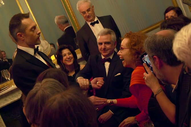 Fantastic Evenings of Laurent Beretta - Laurent Beretta and the close-up style of French illusion