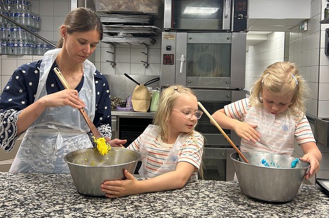 French Baking Class in a Local Montmartre Bakery - History and technique, taught by guides like David and Igor