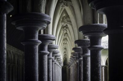 Full Day Guided Tour to Mont Saint Michel