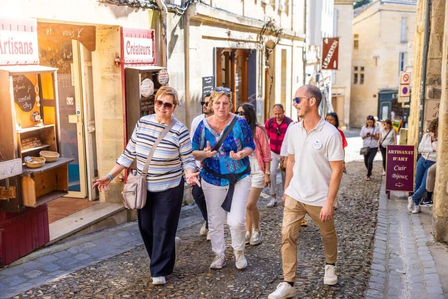 From Bordeaux: Saint-Emilion Guided Wine Tasting Tour - Saint-Émilion village time: UNESCO streets, Romanesque corners, and hills