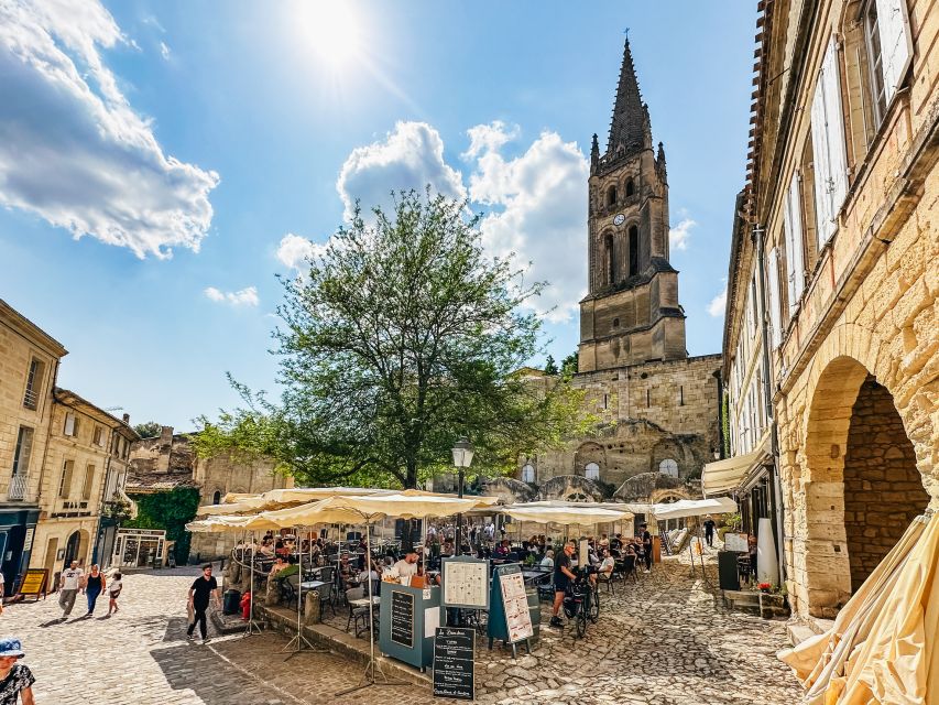 From Bordeaux: Saint-Emilion Guided Wine Tasting Tour - Guides make or break it, and this tour seems to get it right