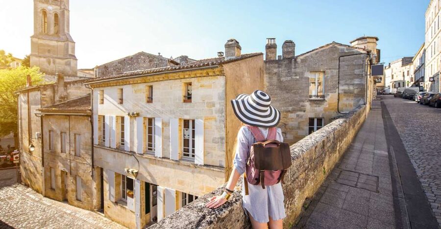 From Bordeaux: St. Emilion Village Half-Day Wine Tour - St. Emilion on a half-day schedule: the best “big hit” from Bordeaux