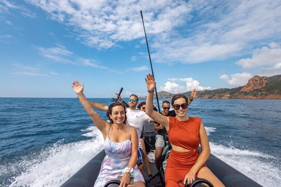 From Cannes: Essential Calanques de l'Estérel Sea Excursion - Cannes Sea Time, 90 Minutes With Real View Payoff