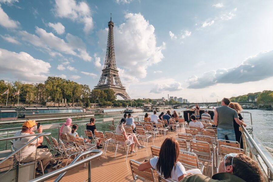 From Disneyland Paris: Paris Day Trip and Sightseeing Cruise - Eiffel Tower area drop-off: use it wisely