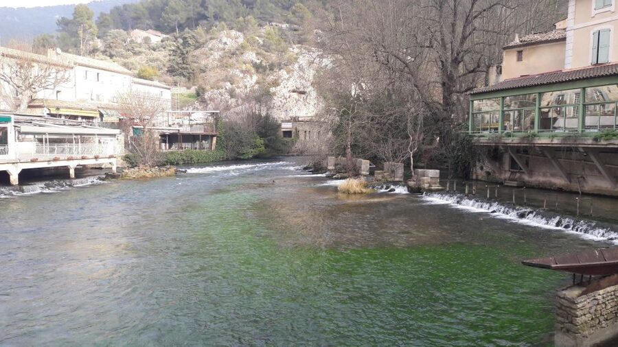 From Marseille: Luberon Market & Villages Full-Day Tour - Sénanque Abbey and Lavender Season: The Seasonal Magic Moment