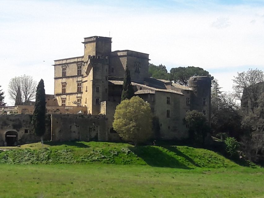 From Marseille: Luberon Market & Villages Full-Day Tour - Market Browsing Tips That Make You Enjoy the Day More