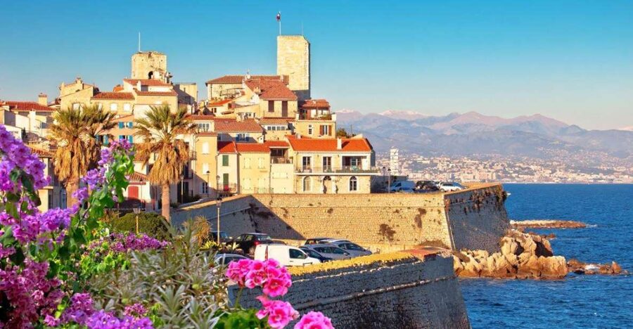 From Nice: Cannes, Antibes & St Paul de Vence Half-Day Tour - From Nice to Cannes quickly, with a guide at the wheel