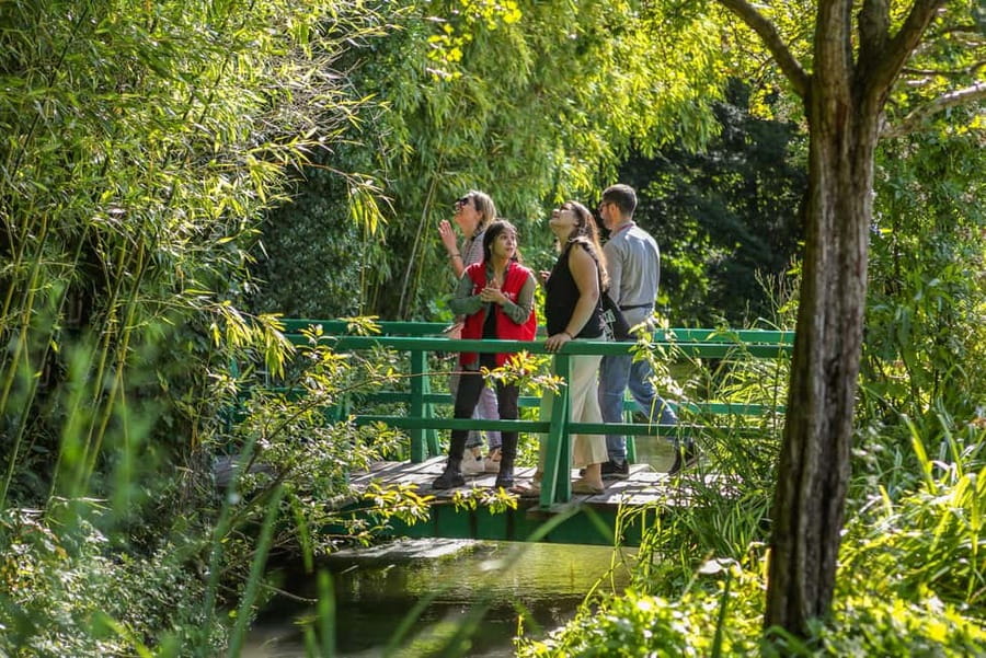 From Paris: Day Trip to Giverny & Versailles with Lunch - Claude Monet at Giverny: Gardens, House, and a Smart Photo Plan