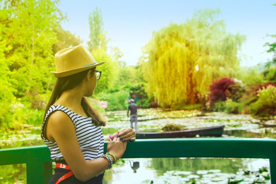 From Paris: Giverny and Versailles Palace Guided Day Trip - Monet Plus Lunch Reality: Plan to Eat Without Stress