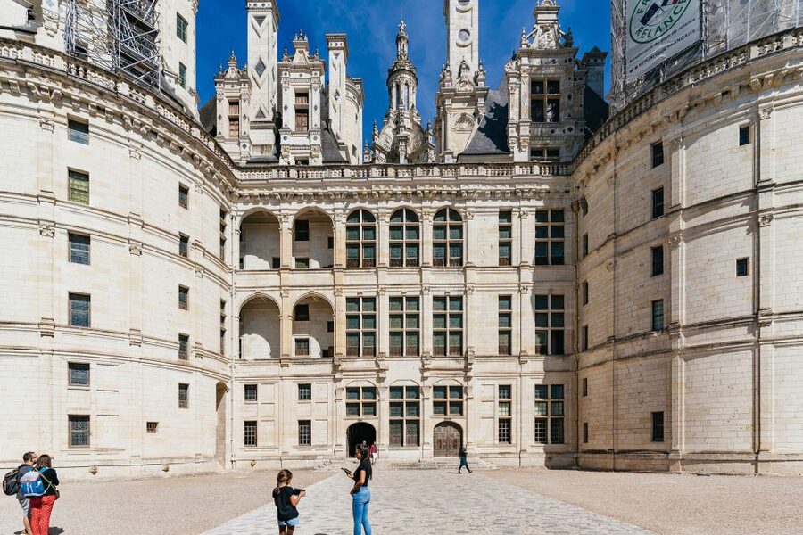 From Paris: Loire Valley Castles Day Trip With Wine Tasting - Price, Timing, and What You Really Get for $104