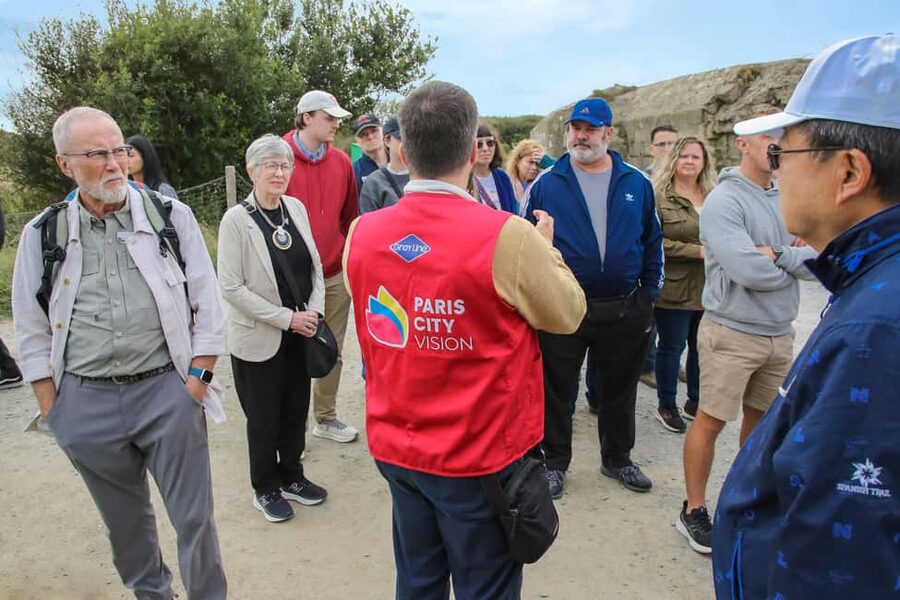 From Paris: Normandy D-Day Beaches Day Trip - Arromanches-les-Bains for lunch and the Mulberry harbor reality