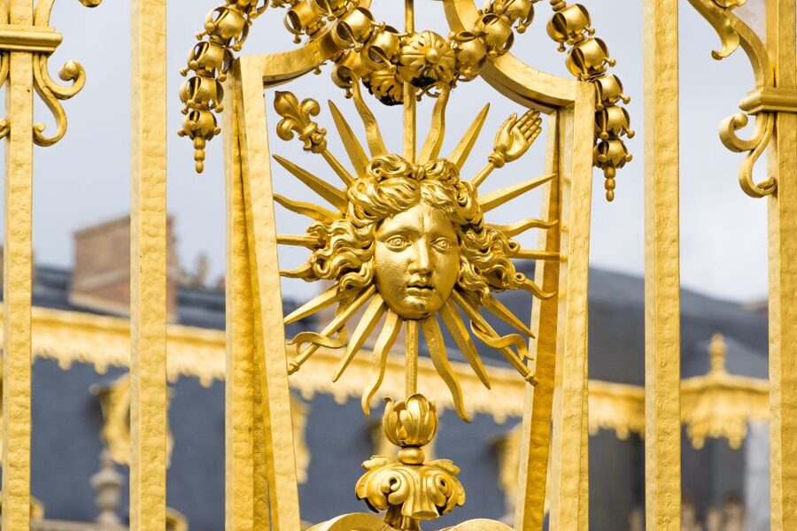 From Paris: Skip-the-Line Versailles Palace & Gardens Tour - Who this Versailles tour is perfect for, and who should rethink it