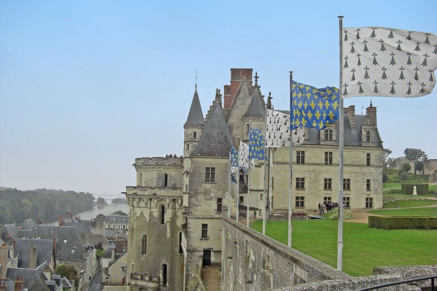 From Paris: Small-Group Loire Valley Castles Full-Day Tour - Lunch in Amboise Plus Wine Tasting, How to Use the Time Well
