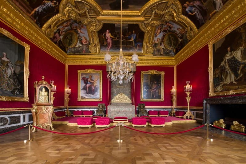 From Paris: Versailles Palace and Gardens with Transfer - What’s included at Versailles, and what you’ll need to handle yourself