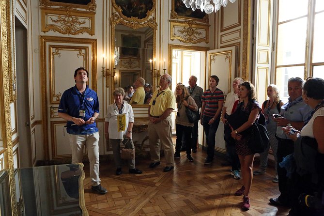 From Paris: Versailles Palace Guided Tour with Gardens Access - Choosing the Giverny upgrade: Monet’s house and village time