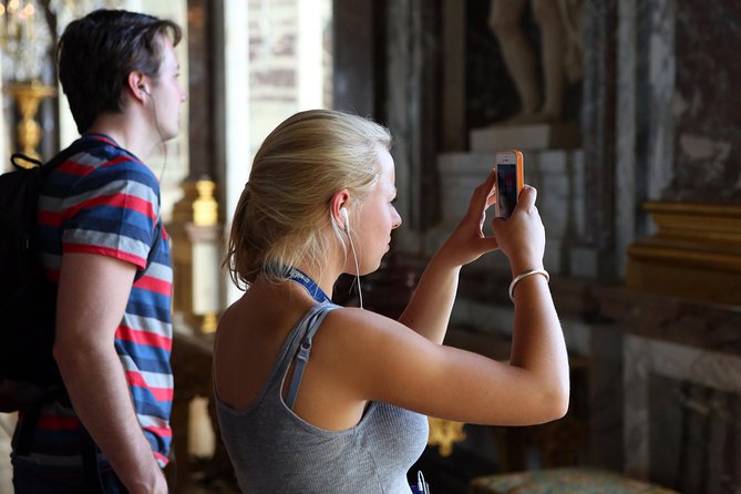 From Paris: Versailles Palace Guided Tour with Gardens Access - Timing and crowd reality: what can slow you down, and how to stay sane