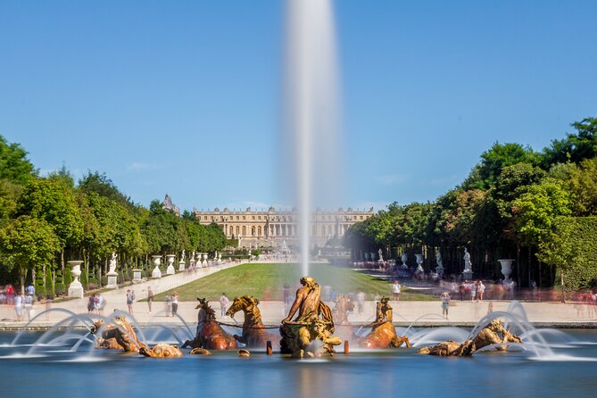 From Paris: Versailles Palace Live Tour with Gardens Access - Price and value: what you are really paying for