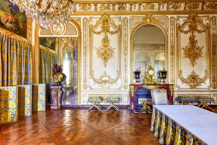From Paris: Versailles Palace Self Guided & Gardens tickets - Who this trip is best for