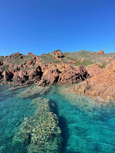 From Sagone/Cargèse: Piana, Scandola, Girolata Boat Tour - Girolata: small village time, accessed the right way