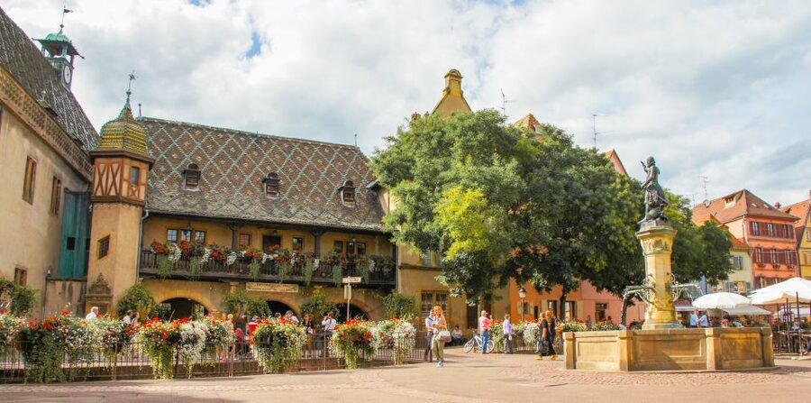 From Strasbourg: Best Of Alsace Historical Day Trip - Kaysersberg-Vignoble: Fortified Bridge Energy and a Smaller-Town Feel