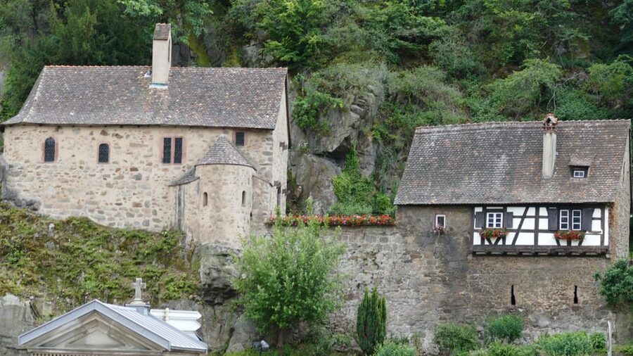 From Strasbourg: Medieval Villages & Wine Tasting Day Trip - Winemaker Wine Tasting: What the Included Hour Really Adds