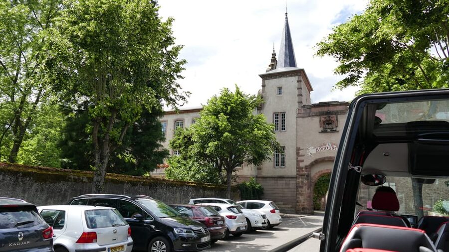 From Strasbourg: Medieval Villages & Wine Tasting Day Trip - Audioguides in 12 Languages: Touring Smarter When the Guide Speaks French