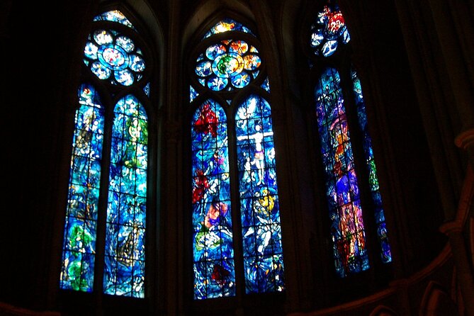 Full Day All-inclusive Tour in Champagne from Paris in a Minivan - Guide Quality Matters, and You Have Two Clues to Watch