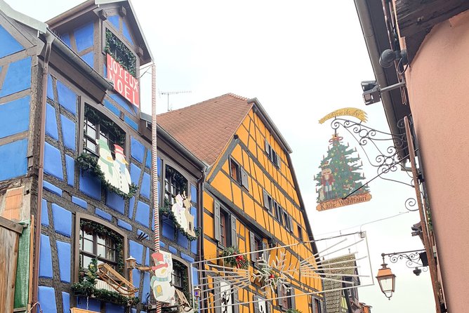 FULL DAY ALSACE PRIVATE TOUR : Tailored by your Friendly Driver - Riquewihr: Medieval Alsace and a Comfortable 40-Minute Window
