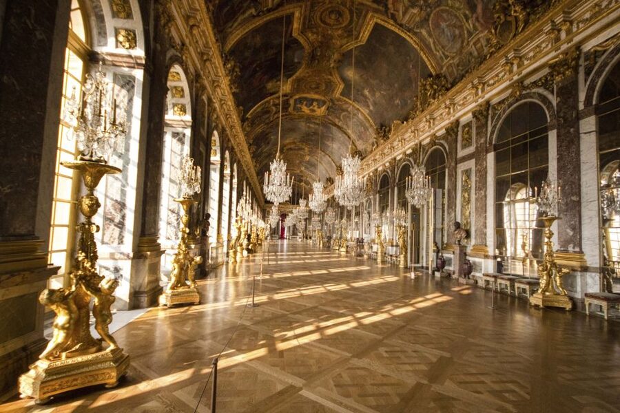 Gardens of Versailles Walking Tour & Palace Entry - After the 3 Hours: Stay Until Closing and Build Your Own Finale