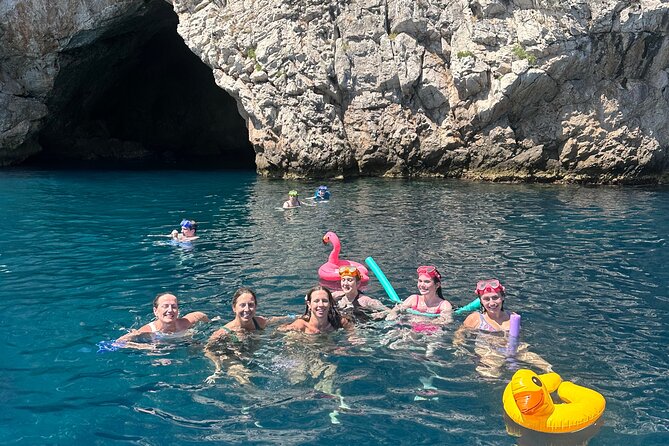 Half Day Guided Boat tour to Mala caves with stop in Villefranche - A fast, fun way to see the French Riviera from the water