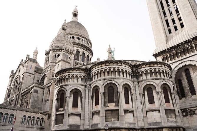 Hidden Montmartre: Paris' Secret Streets Walking Tour - Le Mur des Je taime, Picasso ties, and art legends on the stairs