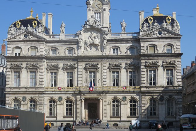 Highlights and Hidden Gems of Lyon Guided Walking Tour (English) - Why This 2-Hour Lyon Walk Works So Well
