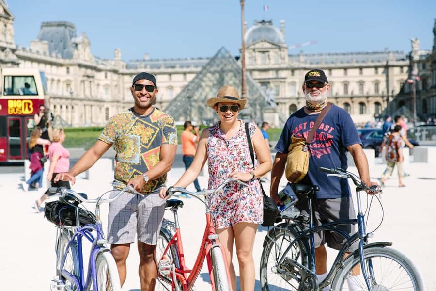 Highlights of Paris Bike Tour in English or Dutch - Pont Alexandre III, Seine River, and Eiffel Tower: the skyline payoff