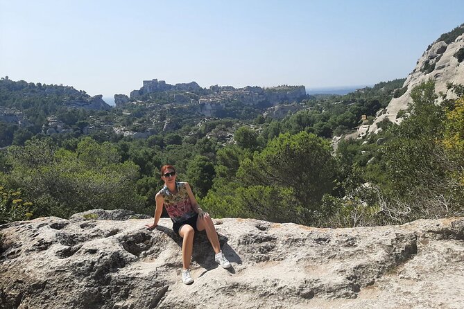 Highlights of Provence in one day - Saint-Remy-de-Provence, Calm Streets, Art-Culture Energy