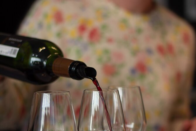 Introduction to Bordeaux wines paired with cheeses & charcuterie - Cheese and charcuterie pairing that actually shows the point