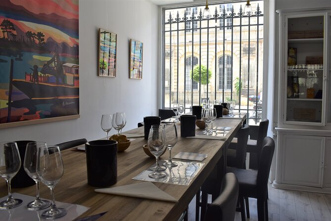 Introduction to Bordeaux wines paired with cheeses & charcuterie - How the host turns wine terms into plain language