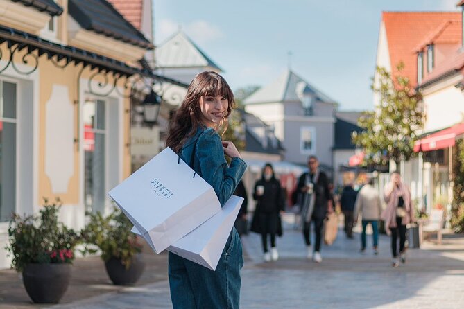 La Vallee Village Shopping Outlet by Luxury Transport from Paris - Getting to the meeting point without drama (Bercy basics)