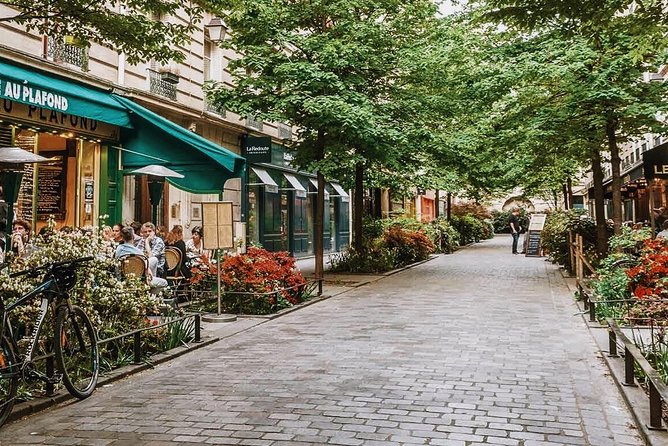 Le Marais District & Jewish Quarter - Exclusive Guided Walking Tour - Musée Carnavalet and Why Museums Can Still Be “Worth It” Even Without Entry