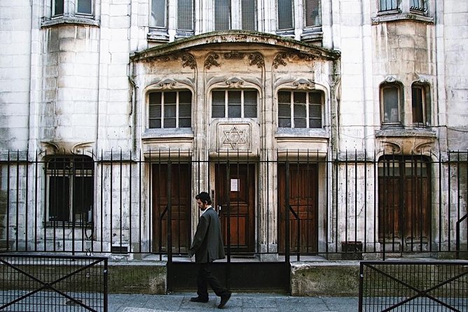 Le Marais District & Jewish Quarter Guided Walking Tour 12ppl Max - Starting at Saint-Paul-Saint-Louis: Jesuit design in the 1600s