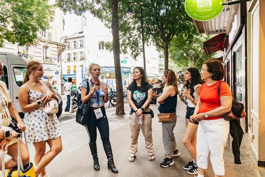 Le Marais Walking Food Tour with Cheese, Wine & Pastries - Weather reality: what to pack so the walk stays enjoyable