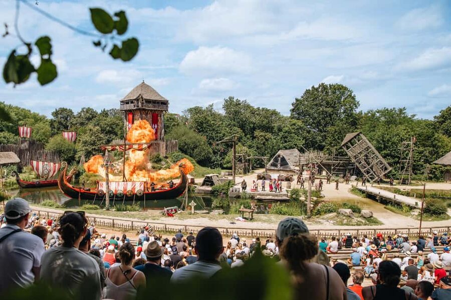 Les Epesses: Puy du Fou Theme Park 1-Day Entry Ticket - Puy du Fou in Les Epesses, what a 1-day ticket really gives you