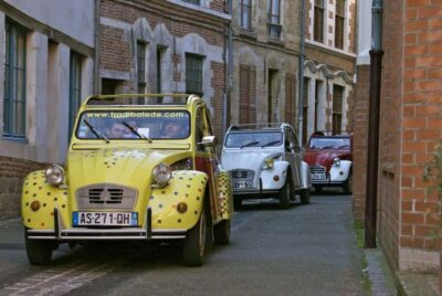 Lille Driving Tour by Convertible Citroen 2CV