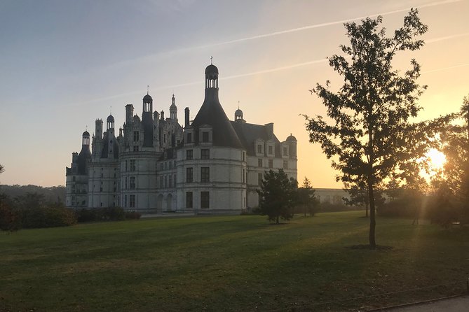 Loire Valley Castles Small-Group Day Trip from Paris - A 6:50am departure that makes the Loire day possible